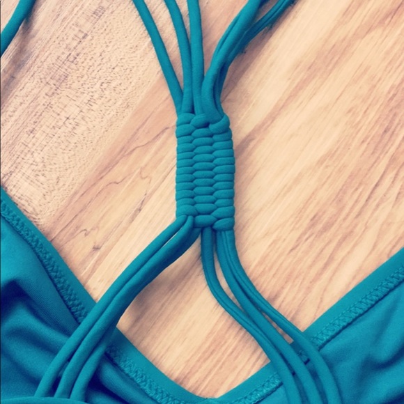 Volcom Bikini Top - Picture 4 of 4